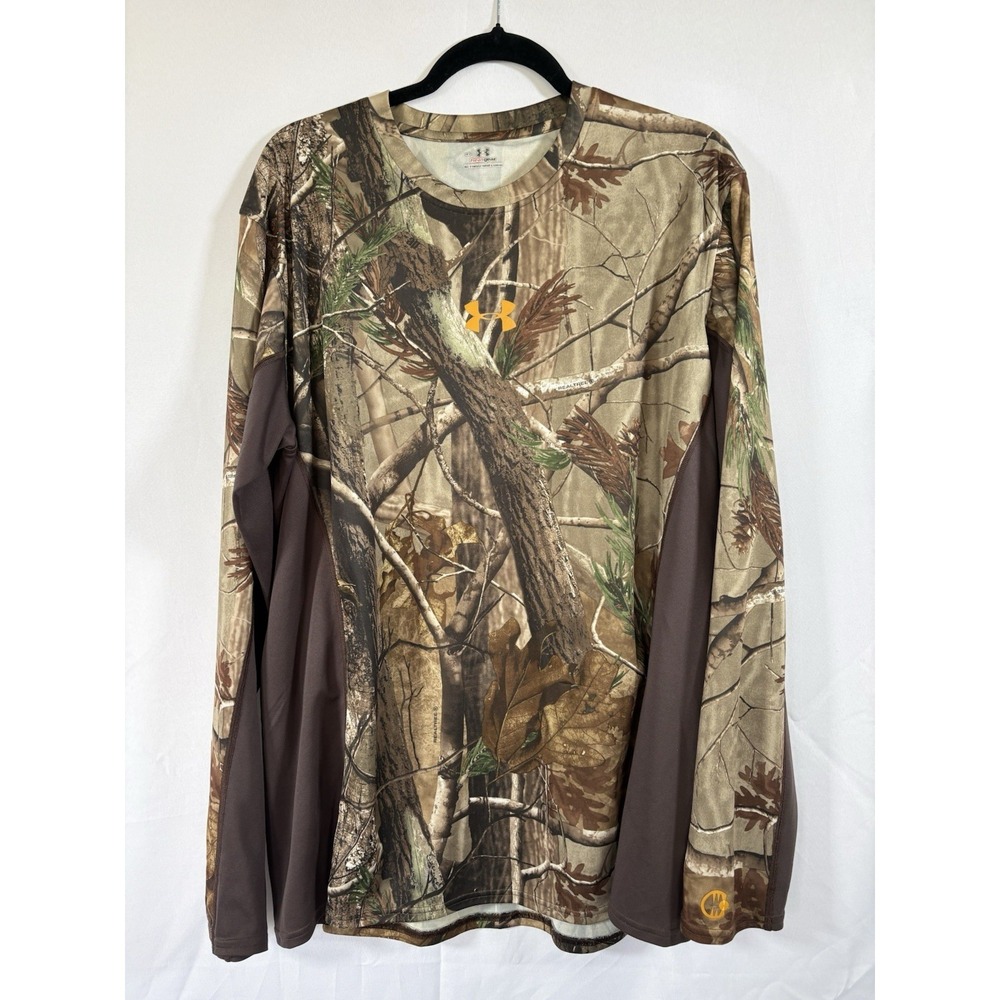 Under Armour hunting shirt size xl camoflouge long sleeve heat gear base layer